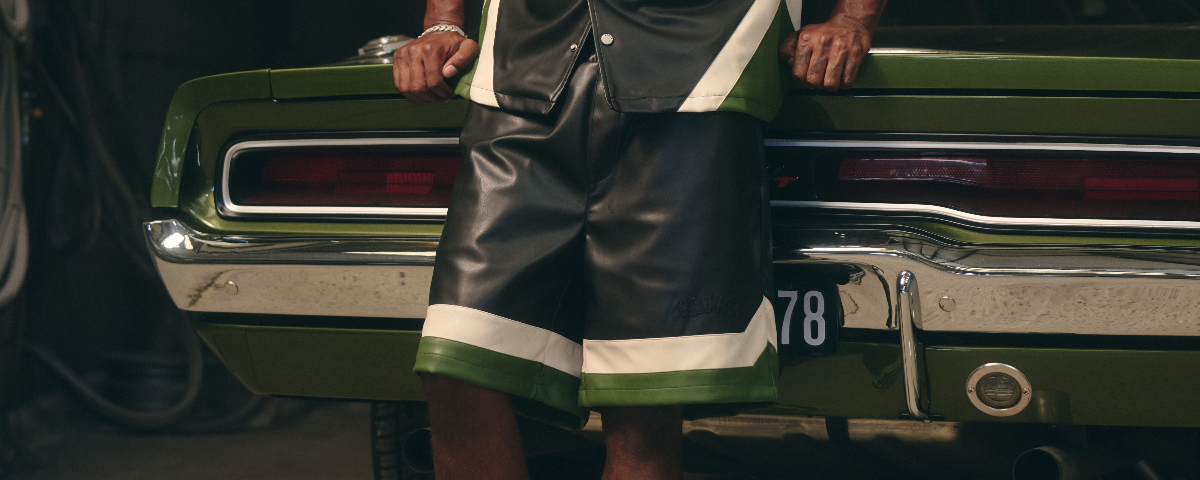 Ontdek hoe je jouw oversized leren korte broek voor elke dag perfect stijlt