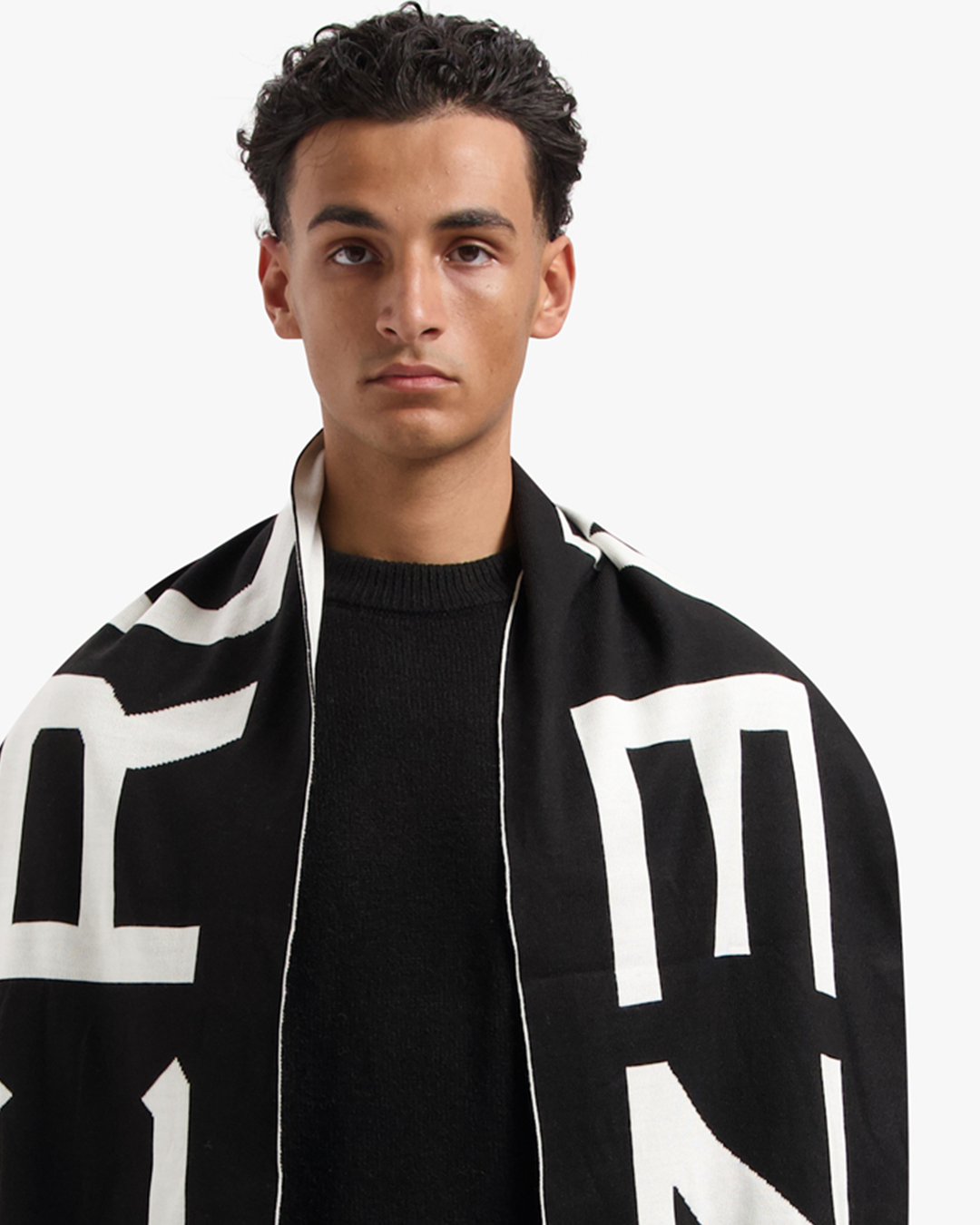 CROYEZ JACQUARD LOGO SCARF | BLACK/OFF-WHITE