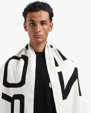 CROYEZ JACQUARD LOGO SCARF | BLACK/OFF-WHITE