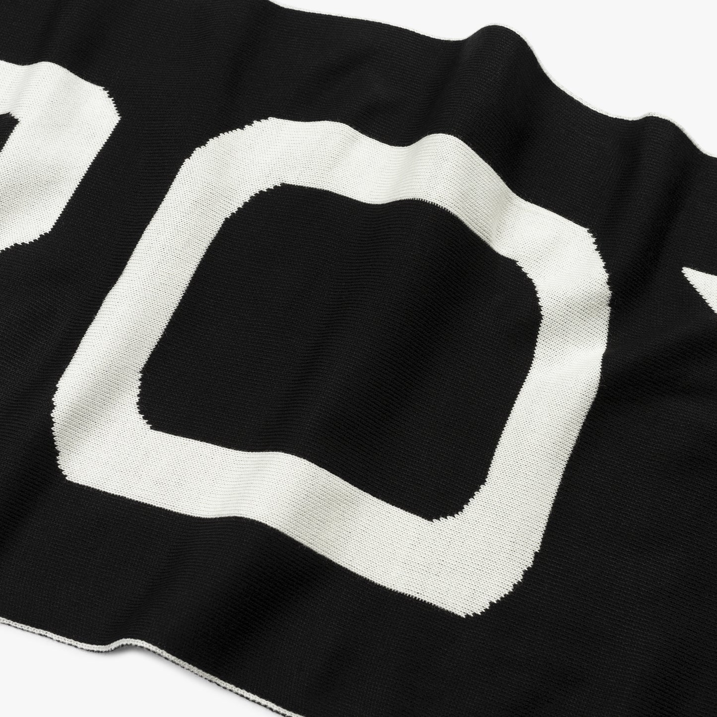 CROYEZ JACQUARD LOGO SCARF - BLACK/OFF-WHITE