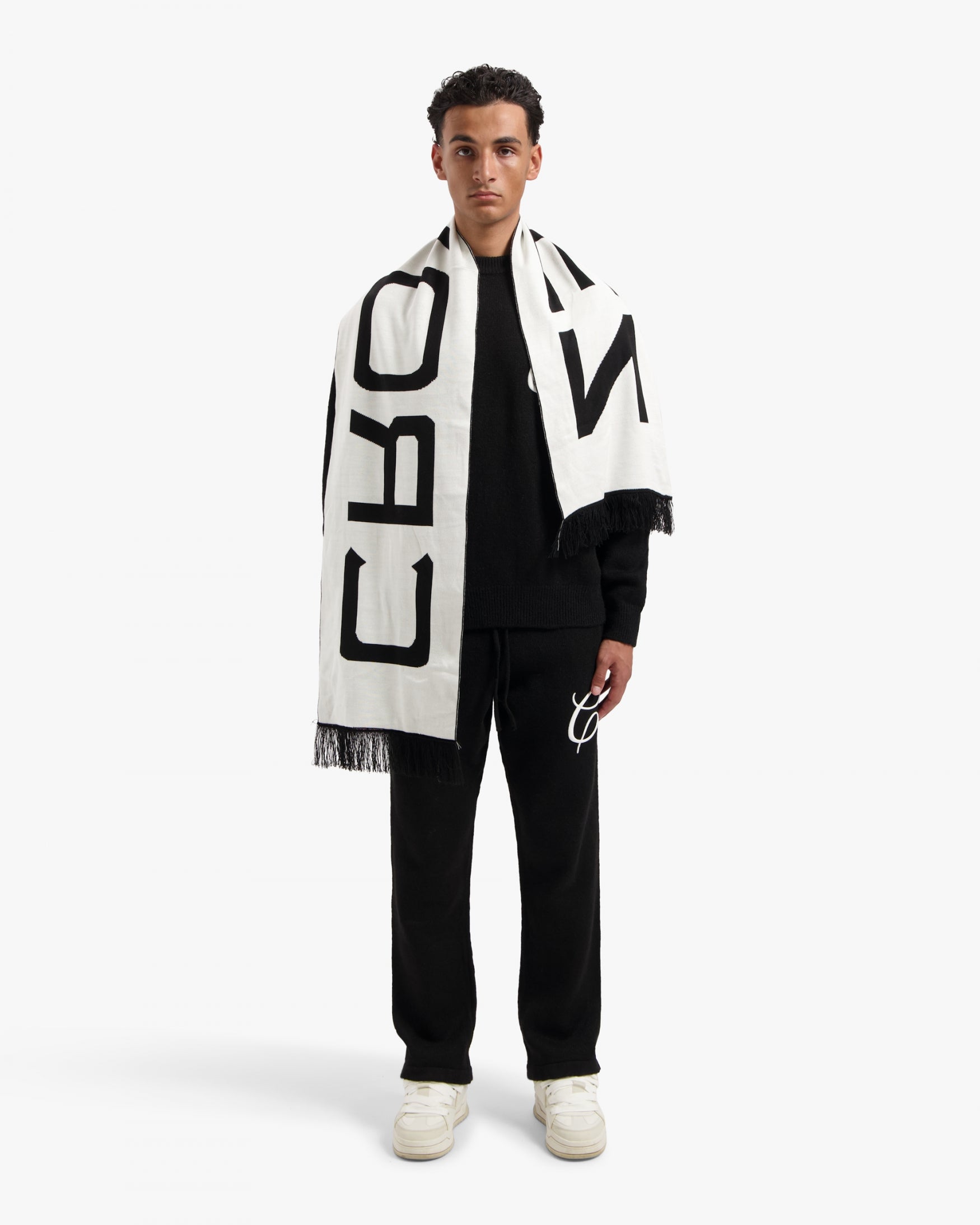CROYEZ JACQUARD LOGO SCARF | BLACK/OFF-WHITE