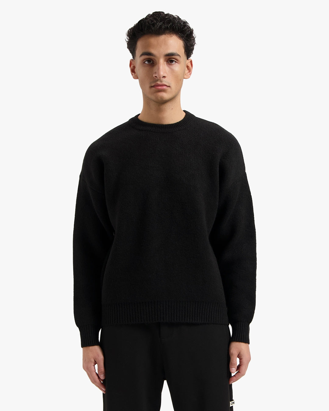 CROYEZ GALLERY KNIT SWEATER - BLACK