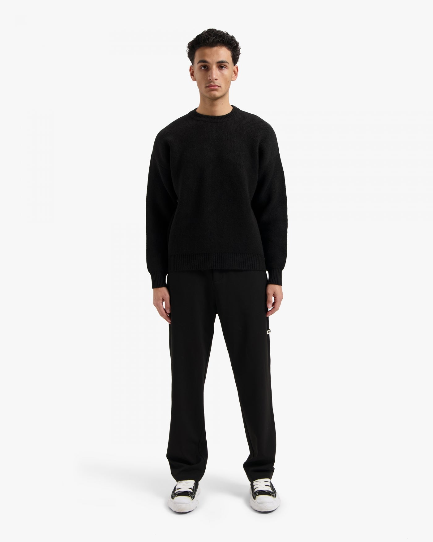 CROYEZ GALLERY KNIT SWEATER | BLACK