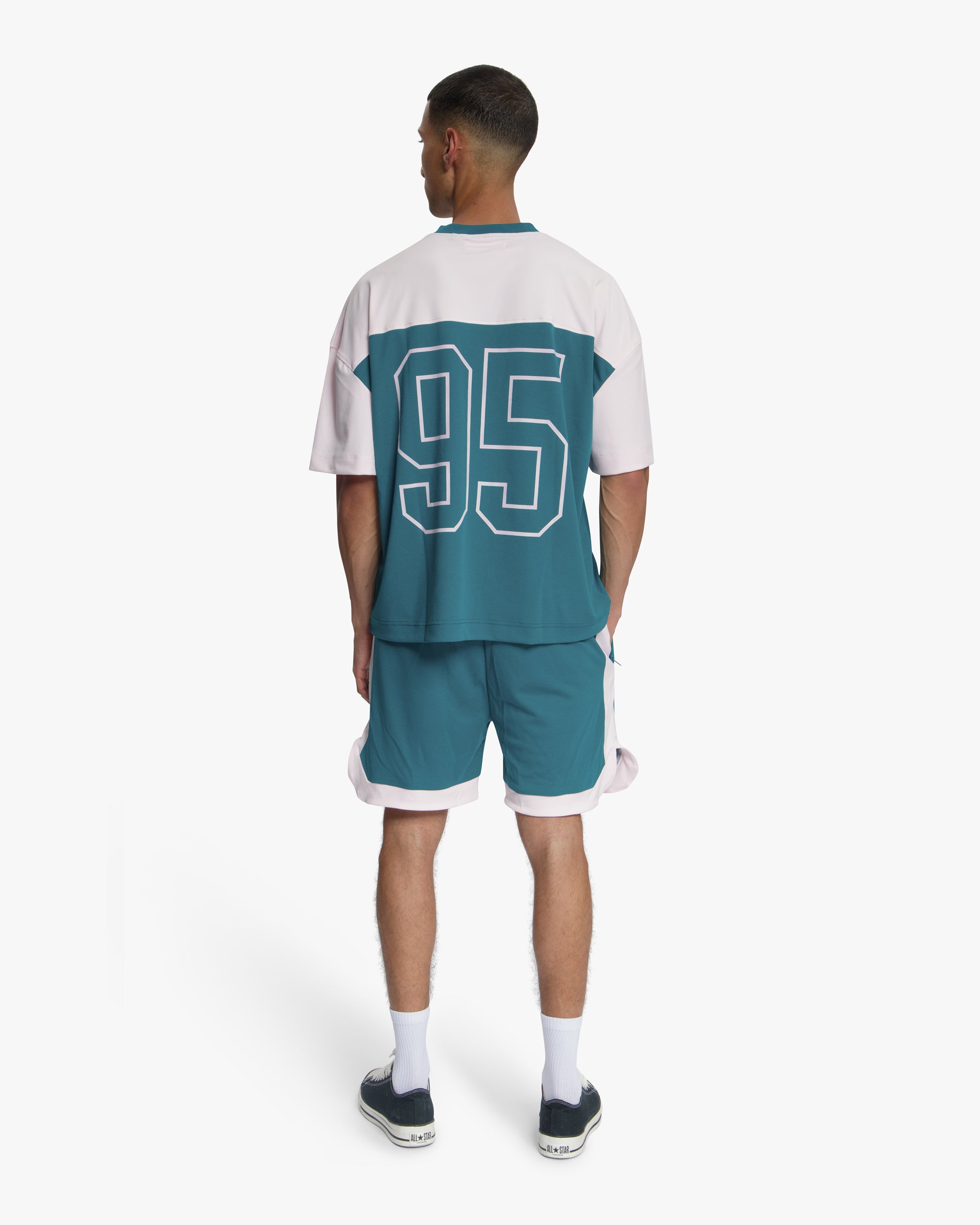 CR1_Fullbody_Jpg_High_res_4_f733b4fe-c750-4038-aba3-8774f94ab47c.jpg