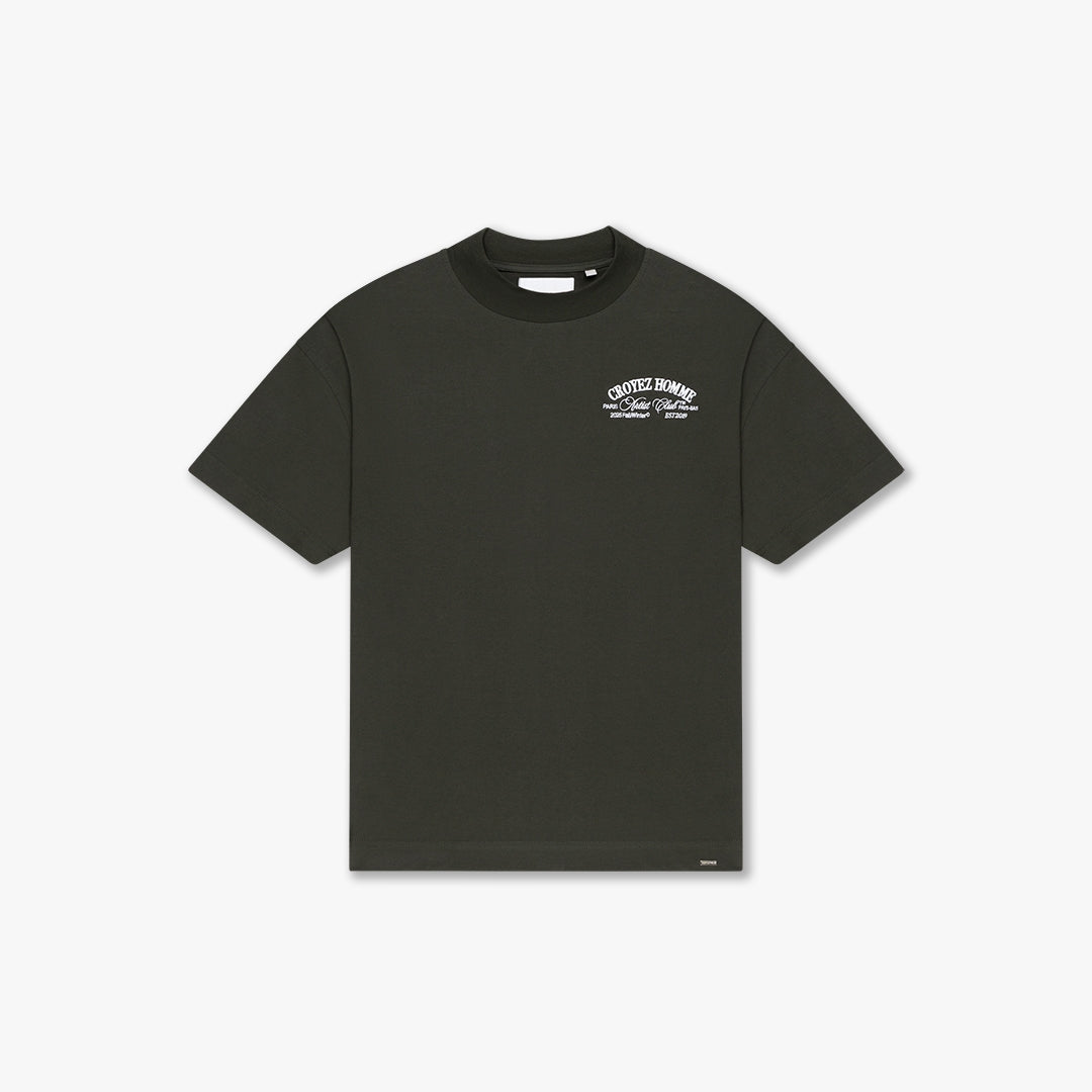 CR2-FW25-31_2402_Croyez_Artist_Club_T-shirt_Dark_Green_Front_ad1d4e04-0627-4513-bfeb-52424aee2a73.jpg