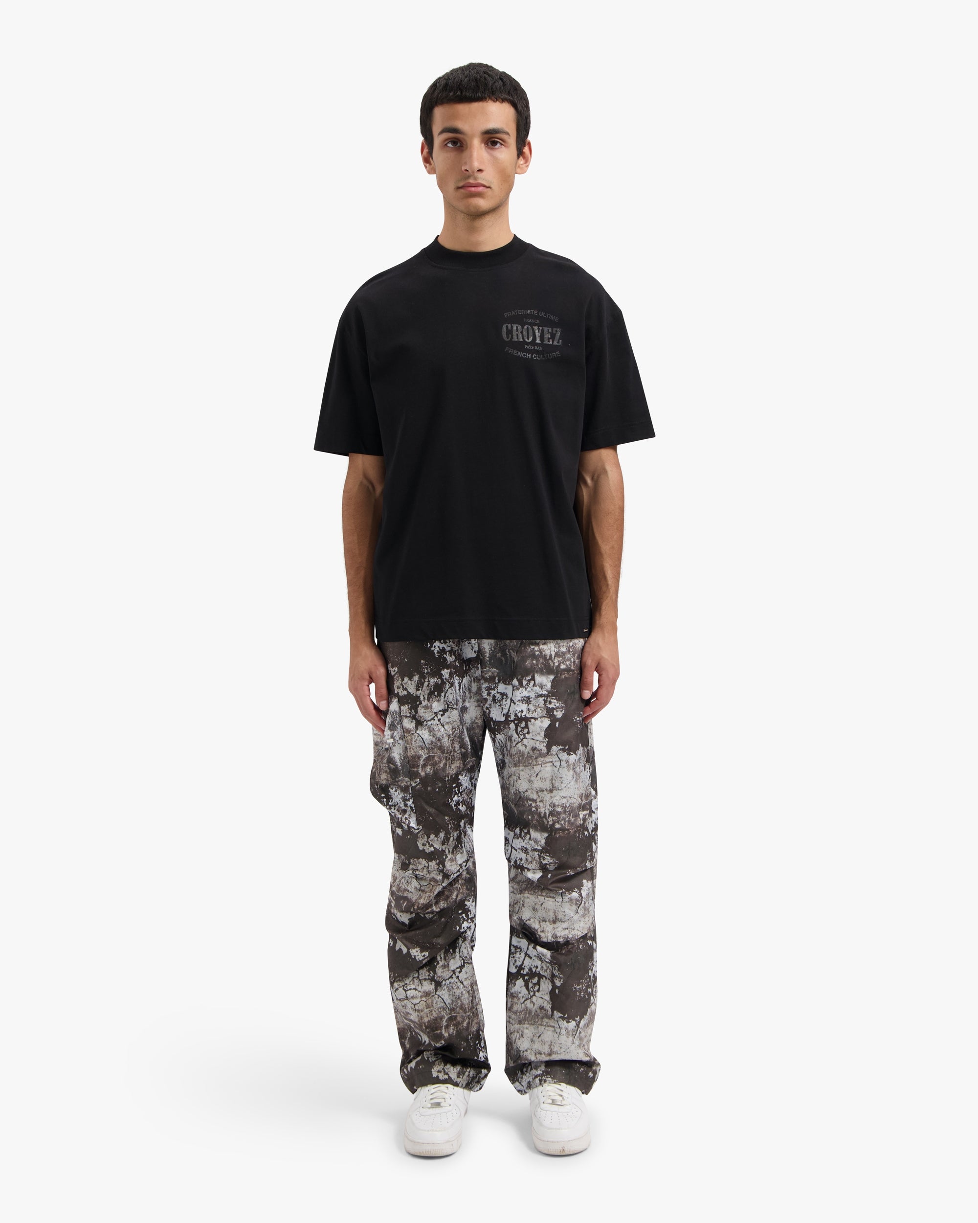 CROYEZ OVERSIZED STAMP T-SHIRT | BLACK