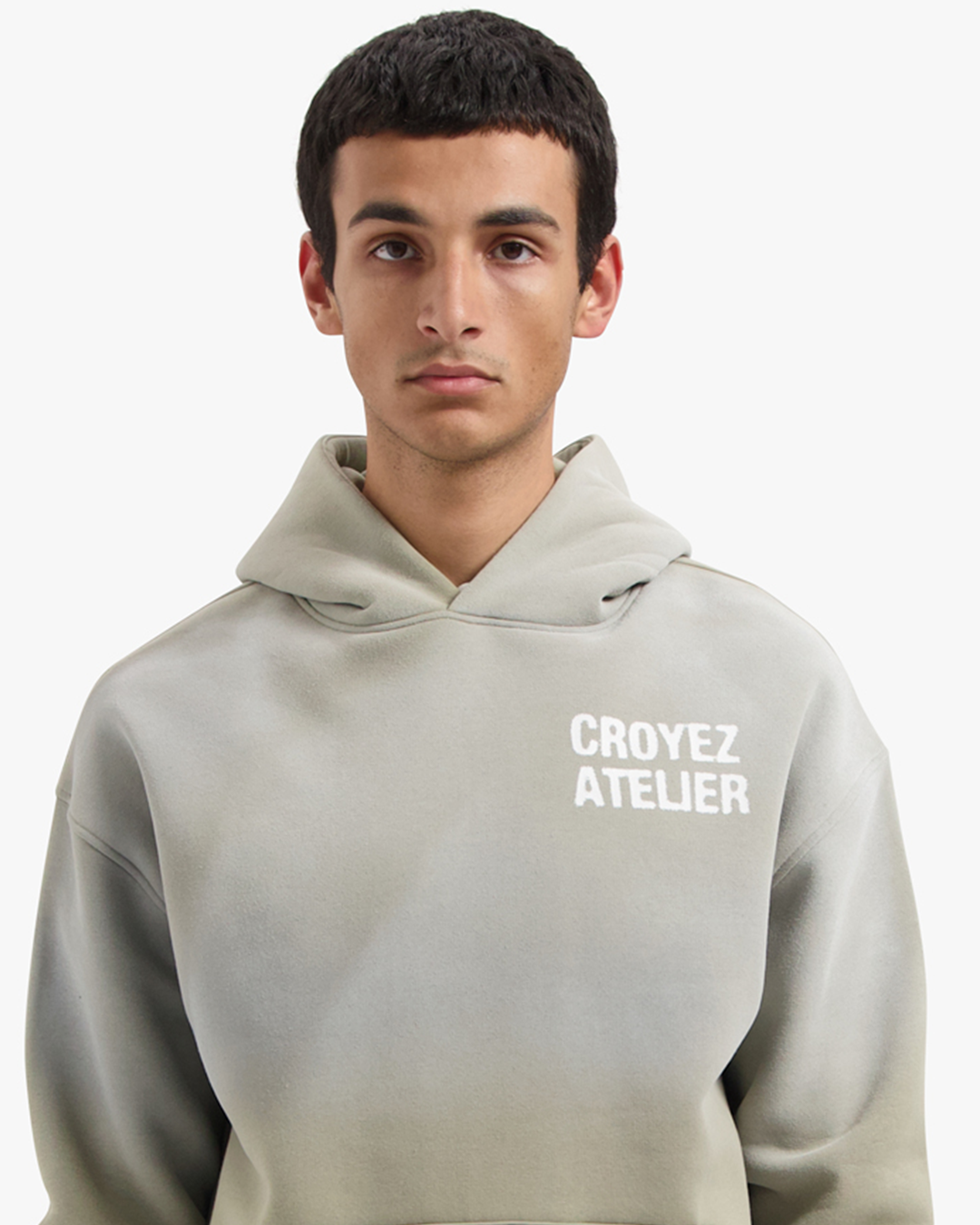 CROYEZ SPRAYED ATELIER HOODIE | DUSTY OLIVE
