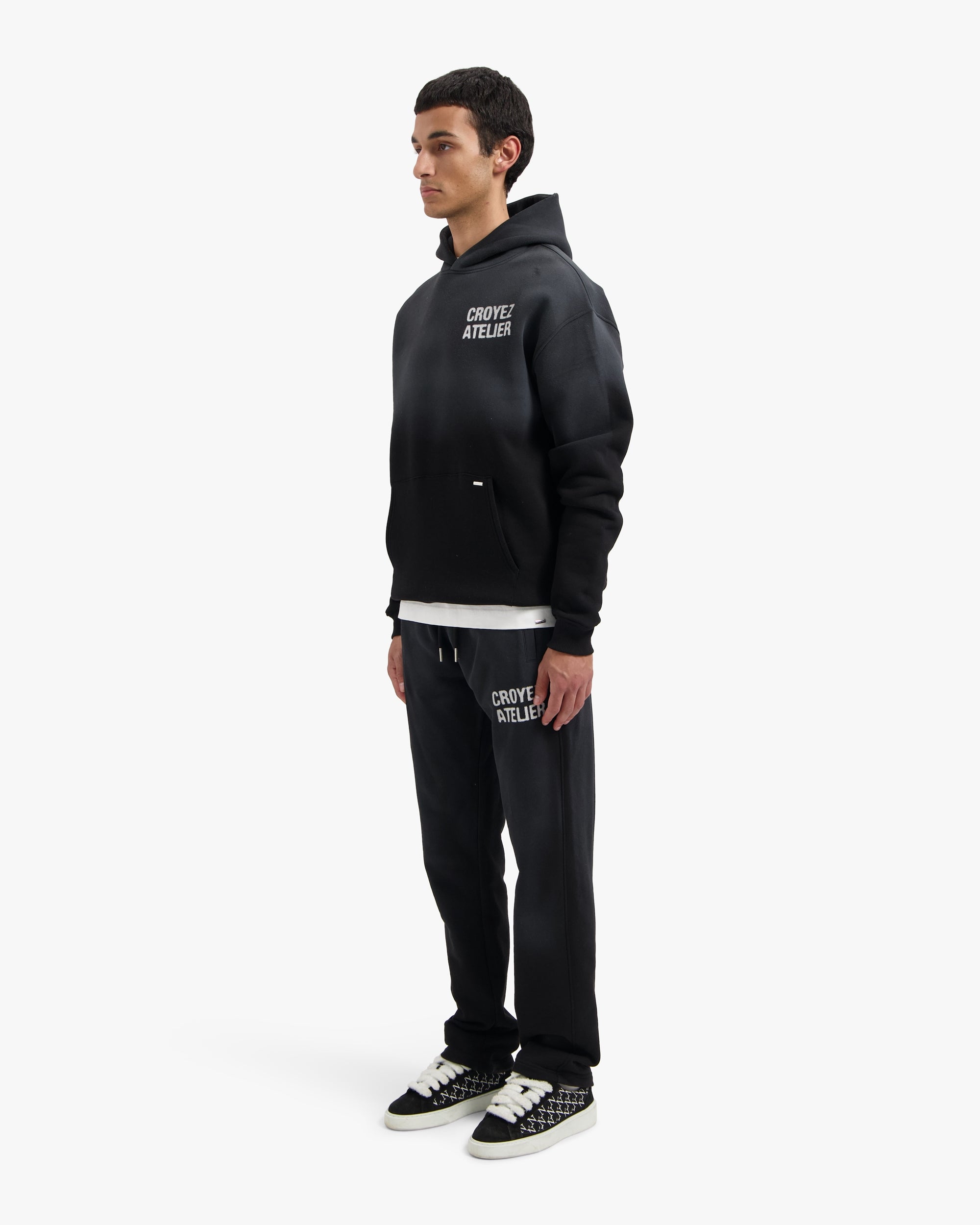CROYEZ SPRAYED ATELIER STRAIGHT LEG SWEATPANTS | BLACK