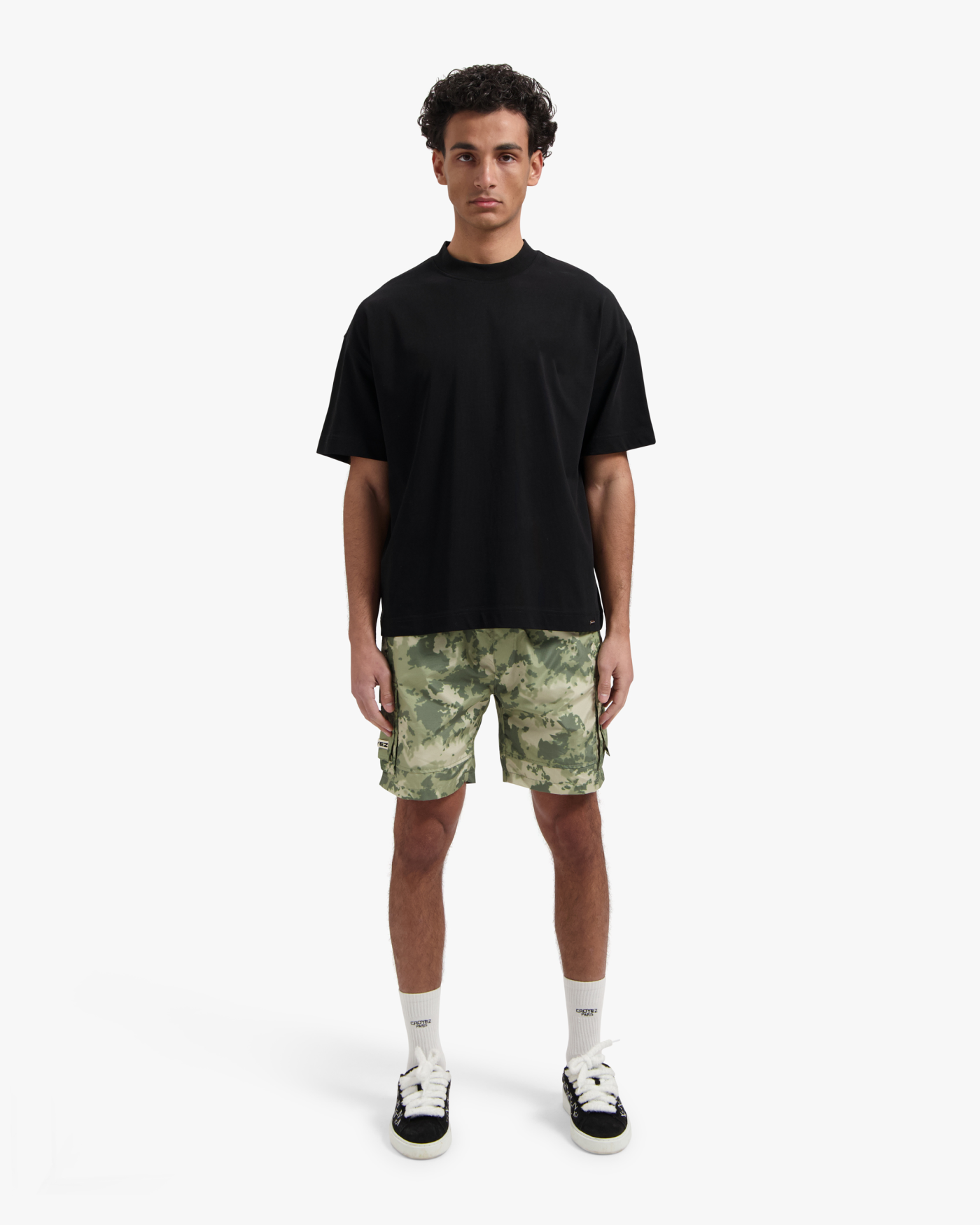 CR2-SS25-29_Fullbody_Jpg_High_res_1_dea88f8f-193c-4c77-a257-fb82883a6504.png