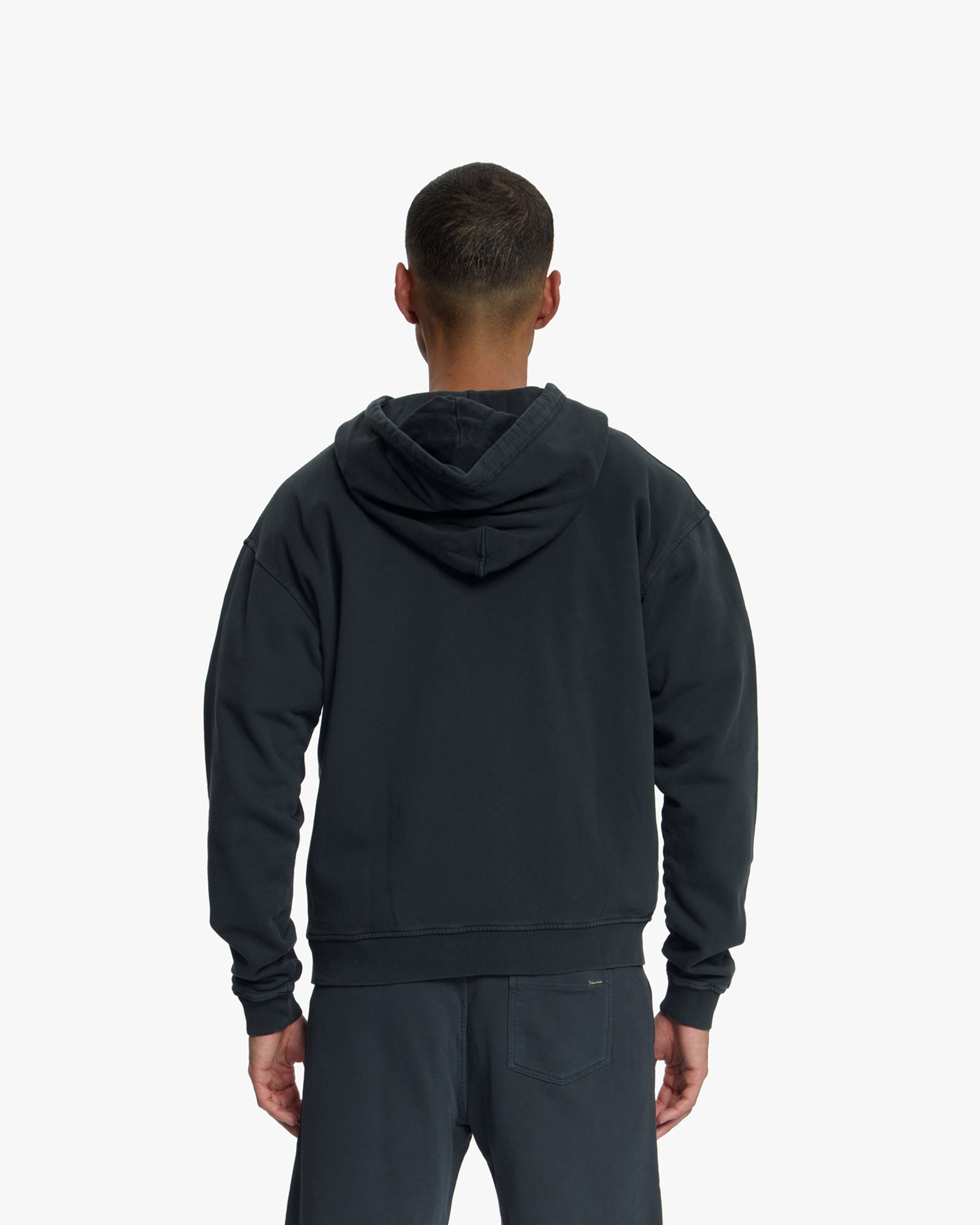 CR4_Fullbody_Jpg_High_res_8.jpg