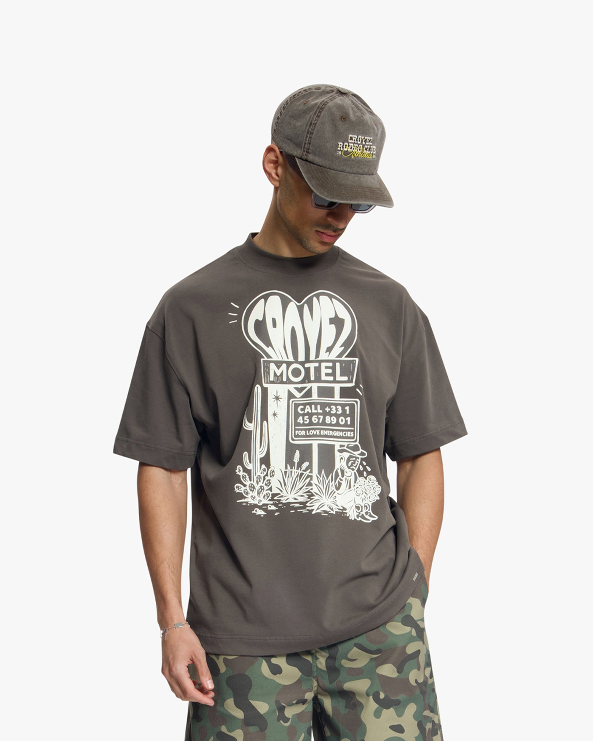 Croyez Motel T-Shirt | Washed Brown