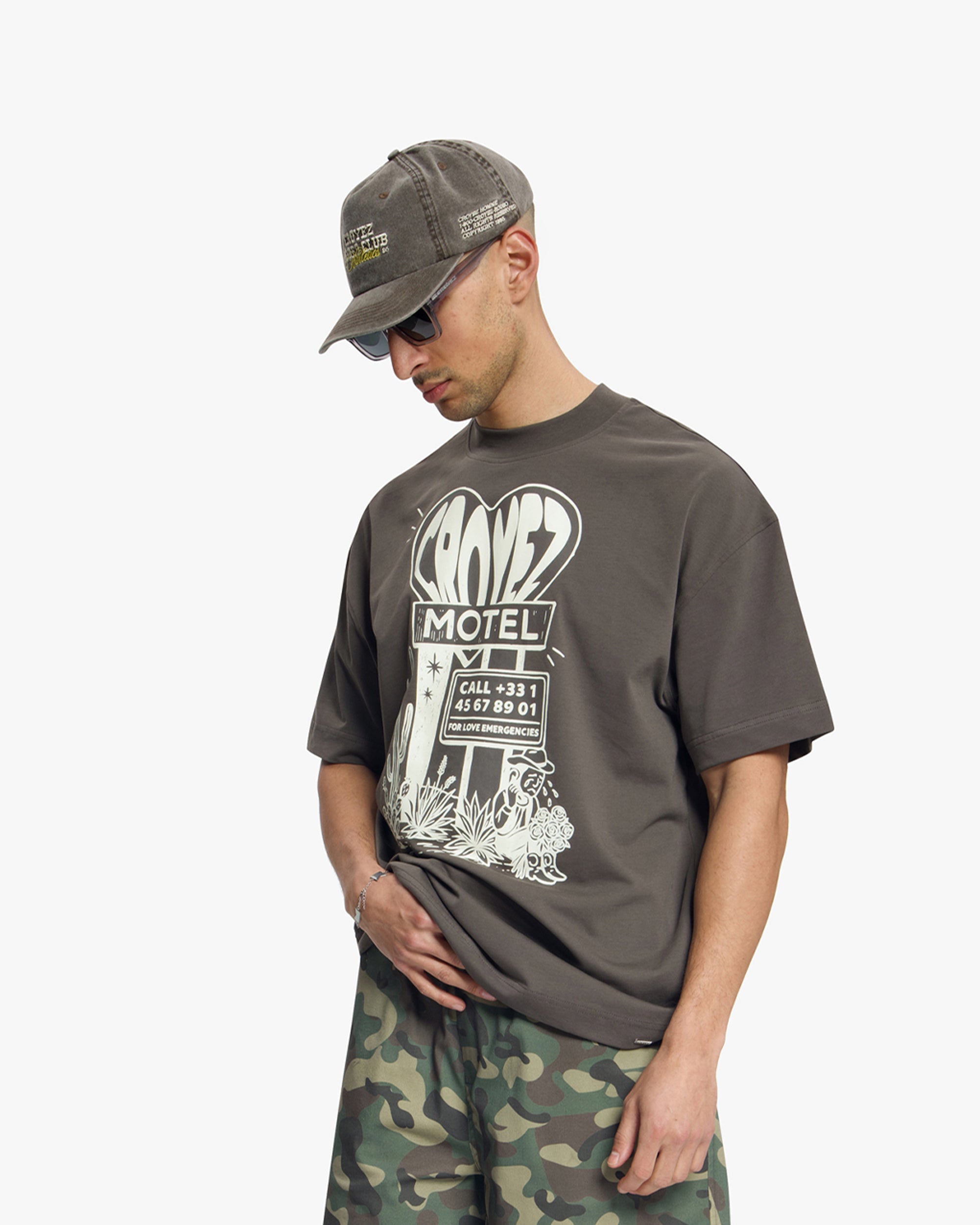Croyez Motel T-Shirt | Washed Brown