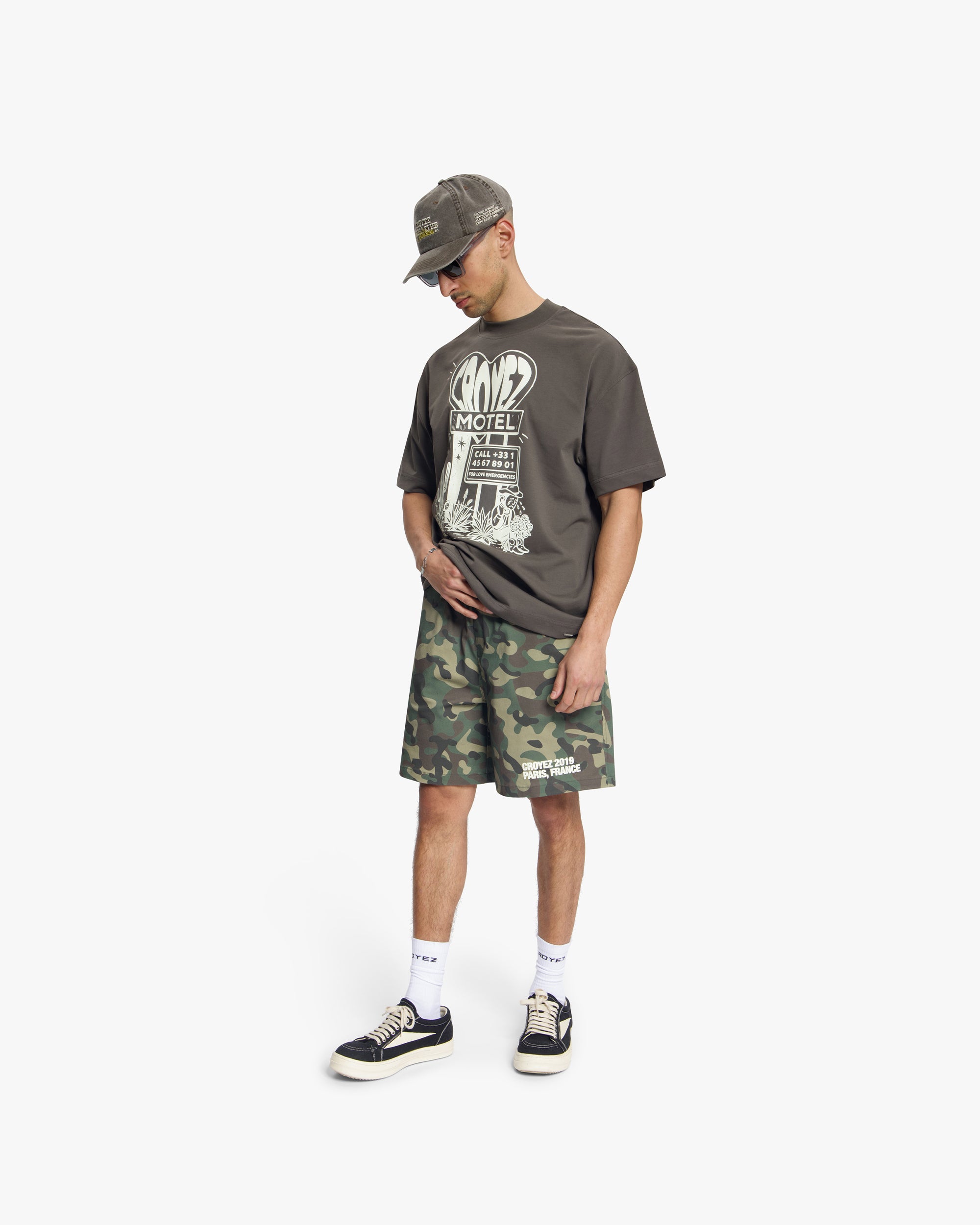 Croyez Motel T-Shirt | Washed Brown