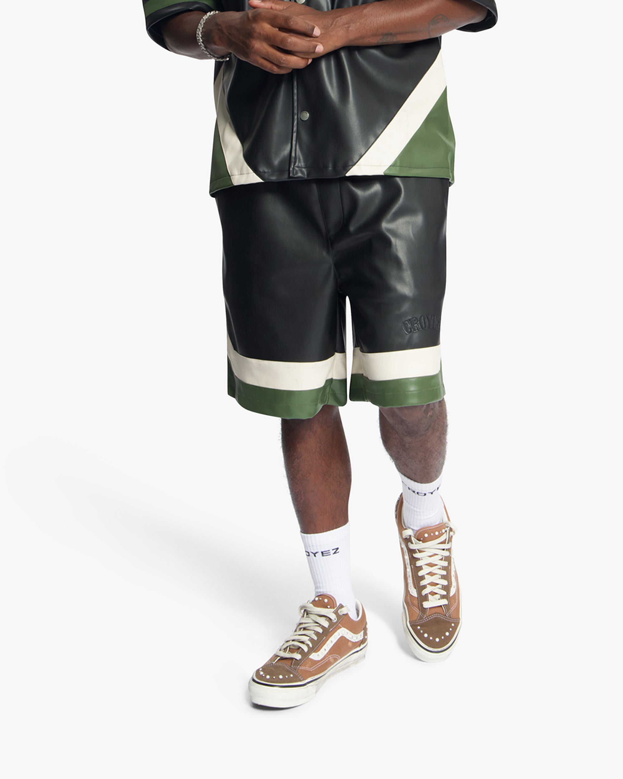 Croyez Logo Leather Short | Black