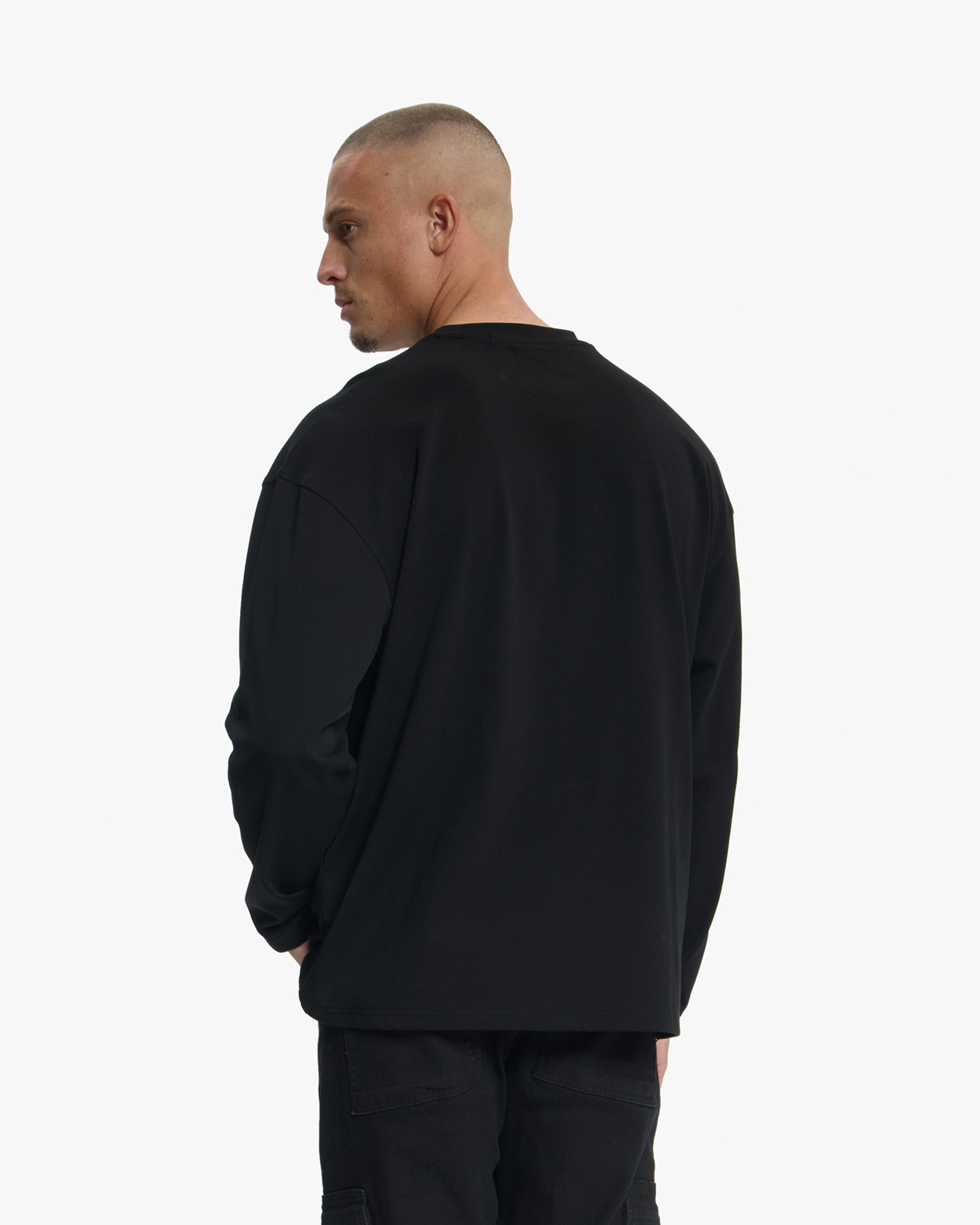 CRA50026069_Fullbody_Jpg_High_res_5.jpg