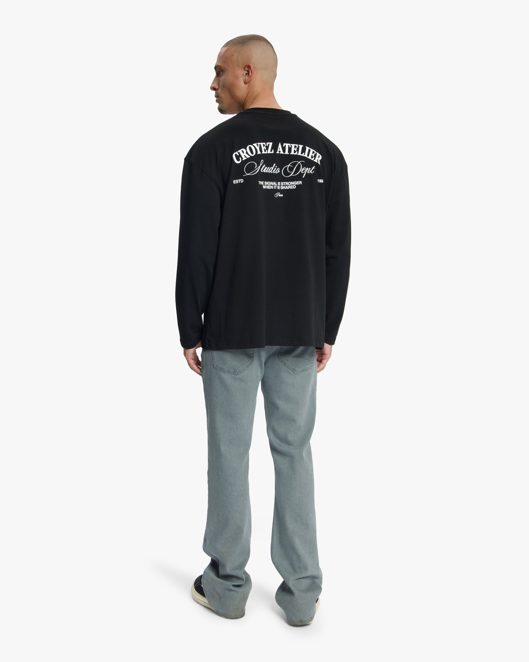 CRA50026087_Fullbody_Jpg_High_res_4_1bc70475-4d55-4e29-ab4c-6d8deeed9443.jpg