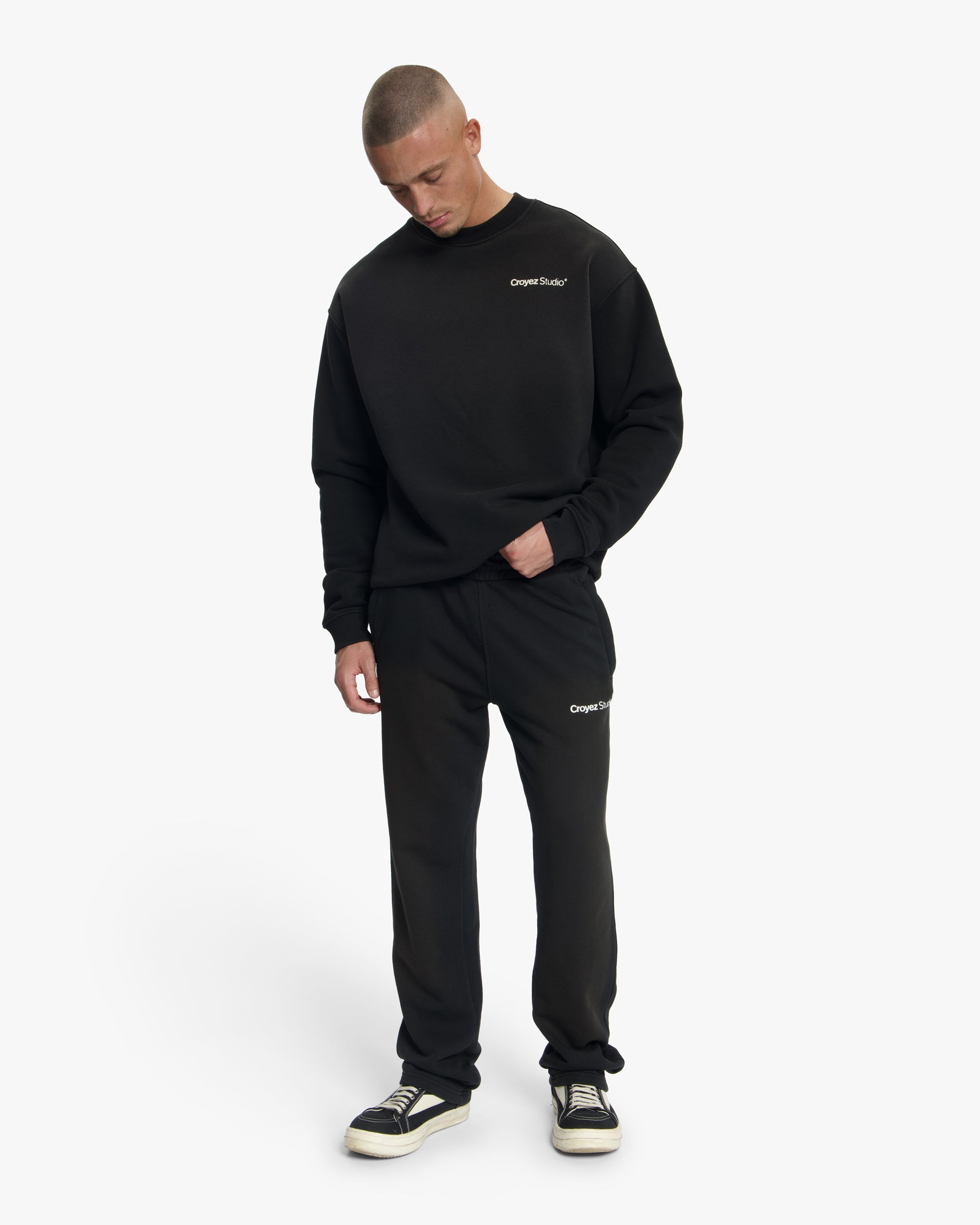 Croyez Studio Faded Straight Leg Sweatpants | Black