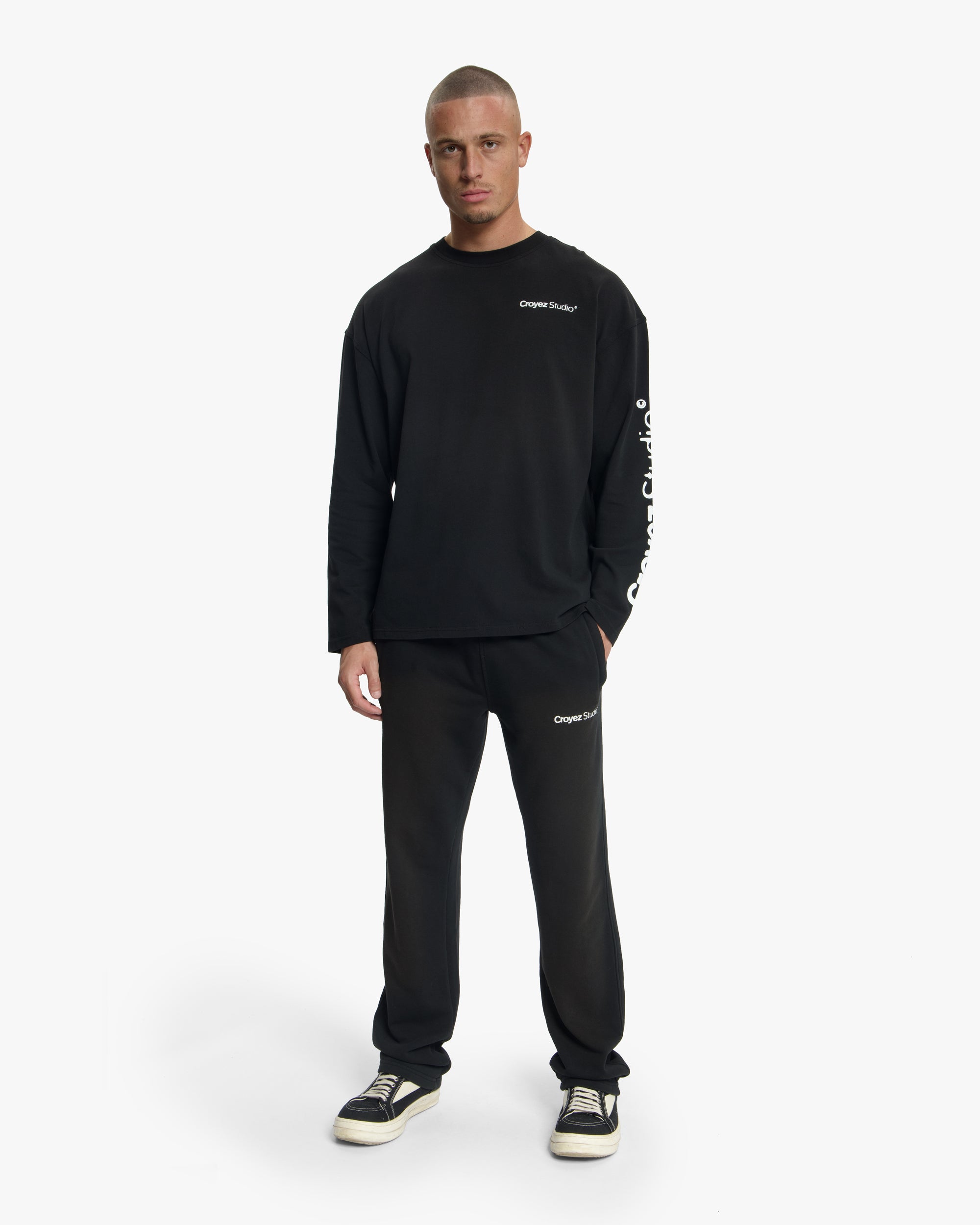 Croyez Studio Faded Longsleeve T-Shirt | Black