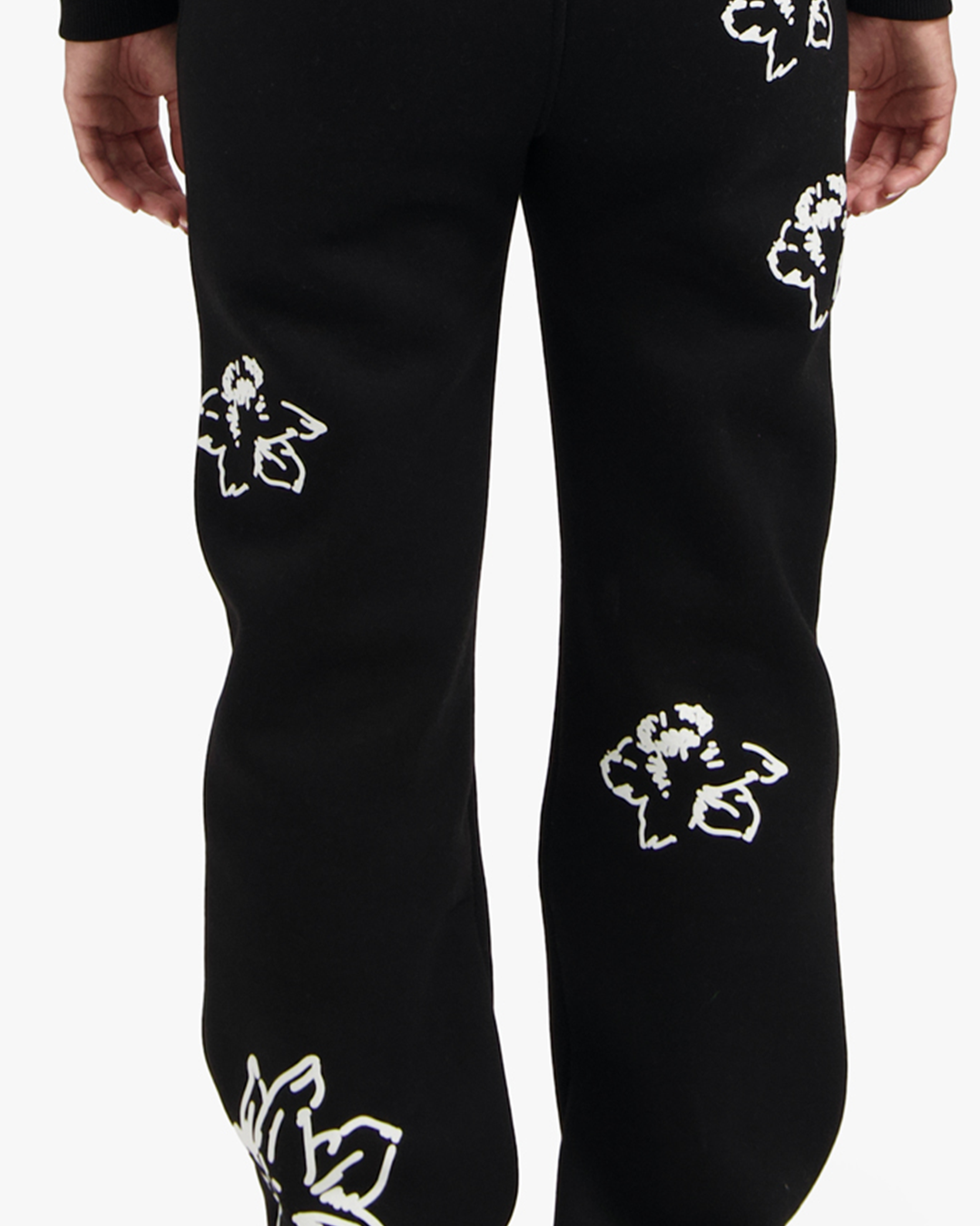 CROYEZ WOMEN FLOWER STRAIGHT LEG SWEATPANTS | BLACK