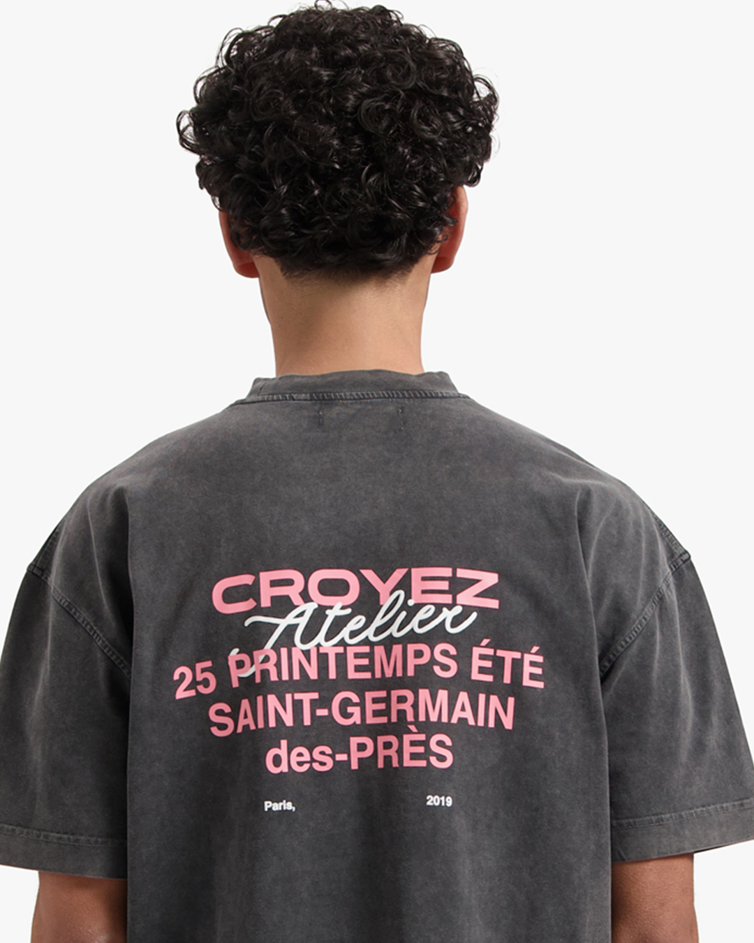 Croyez_-_Achterkant_0039_CR2-SS25-31_Fullbody_Jpg-High-res_8.png