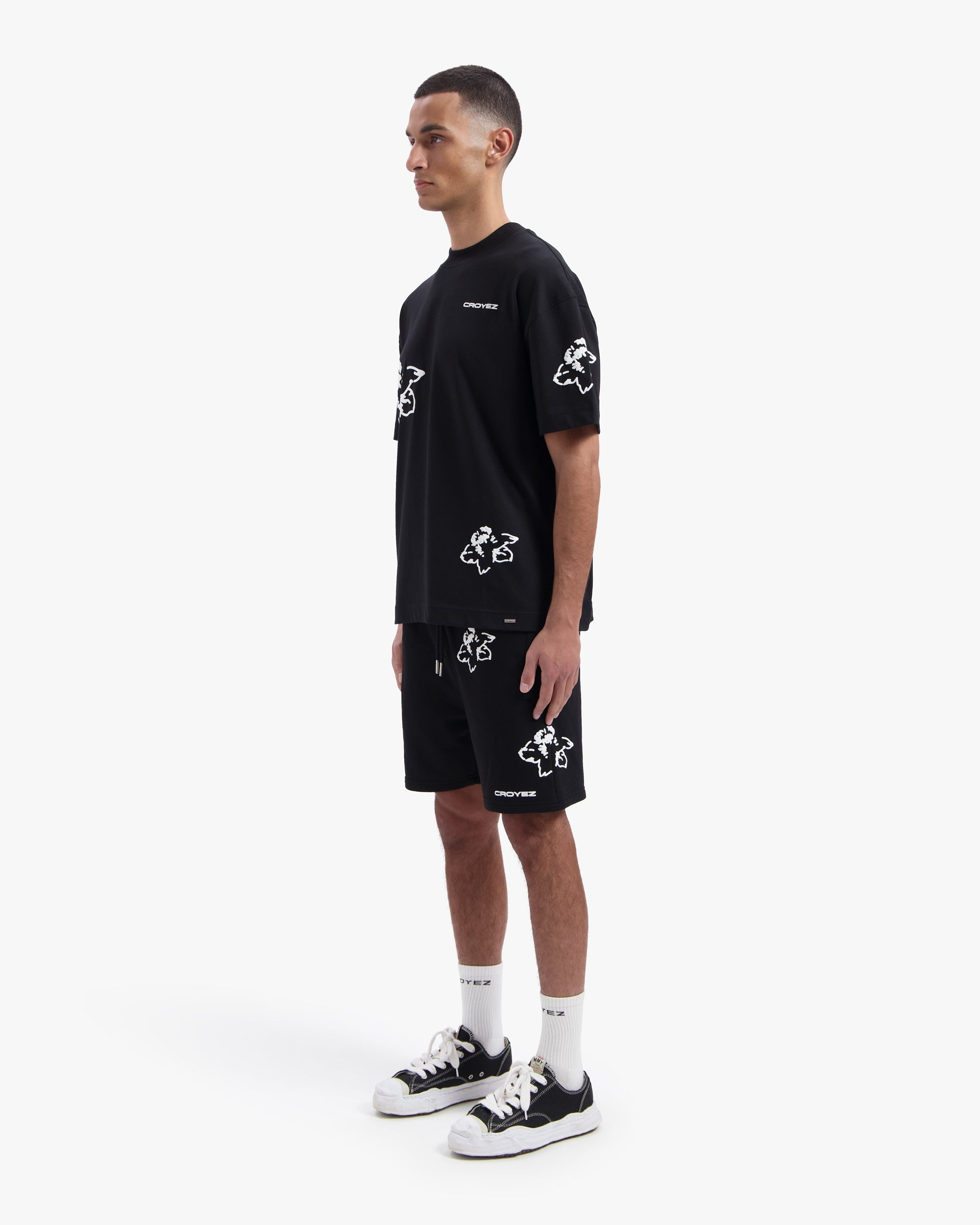CROYEZ INITIAL FLOWER SHORTS | BLACK/WHITE