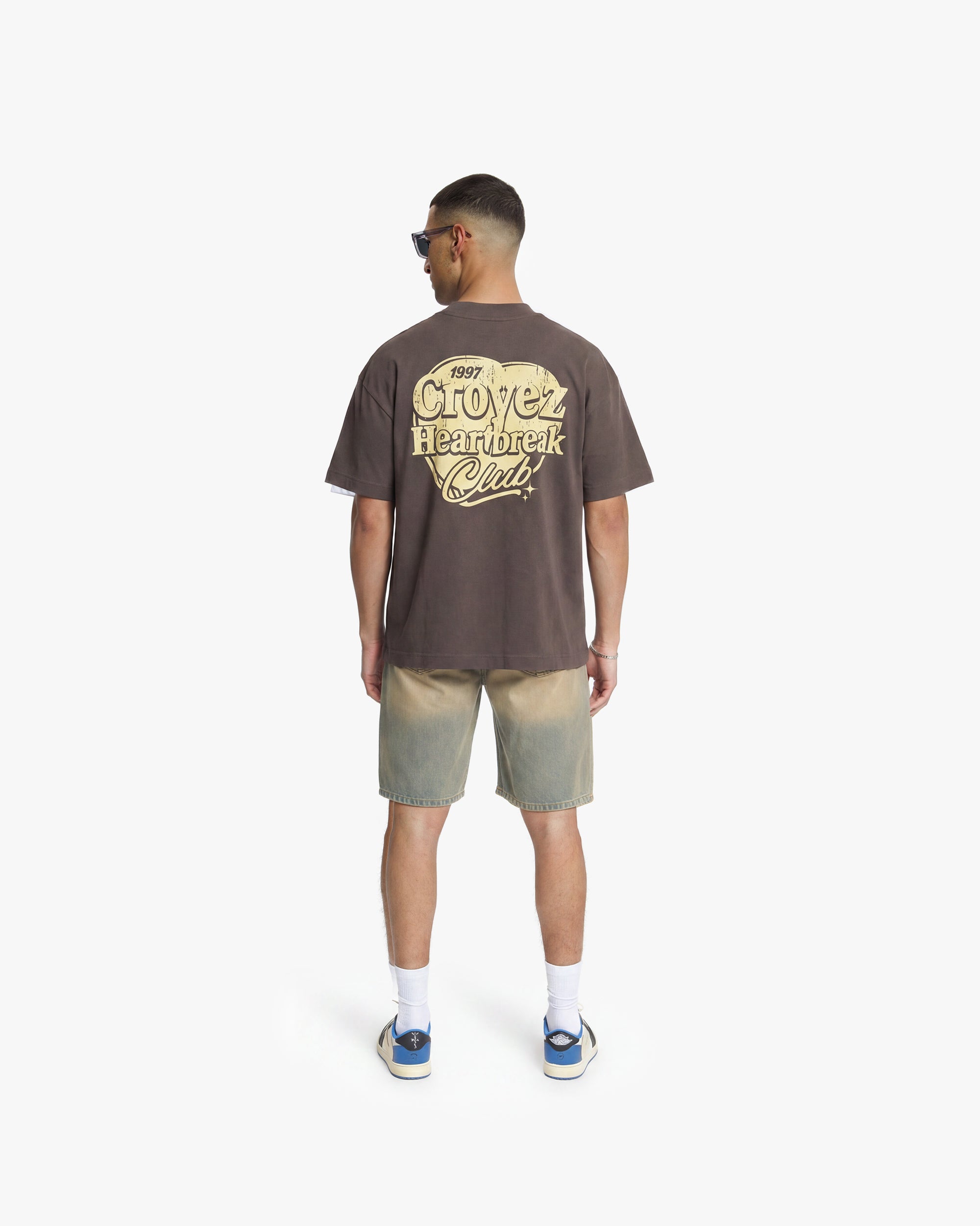 heartbreak_club_t-shirt_washed_brown_-_full_back.jpg